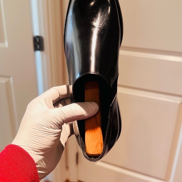 COS Whole Cut Chelsea Oxfords. - Picture 10 of 14